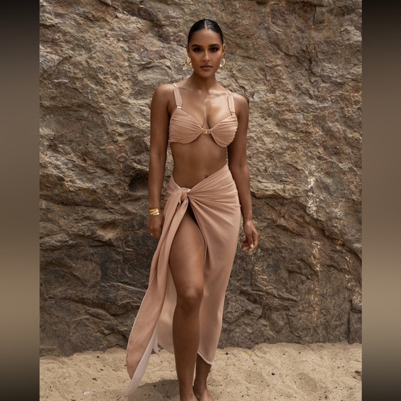 NEW JLUXLABEL Tan Mesh Structured Round Bikini Top - Picture 7 of 16